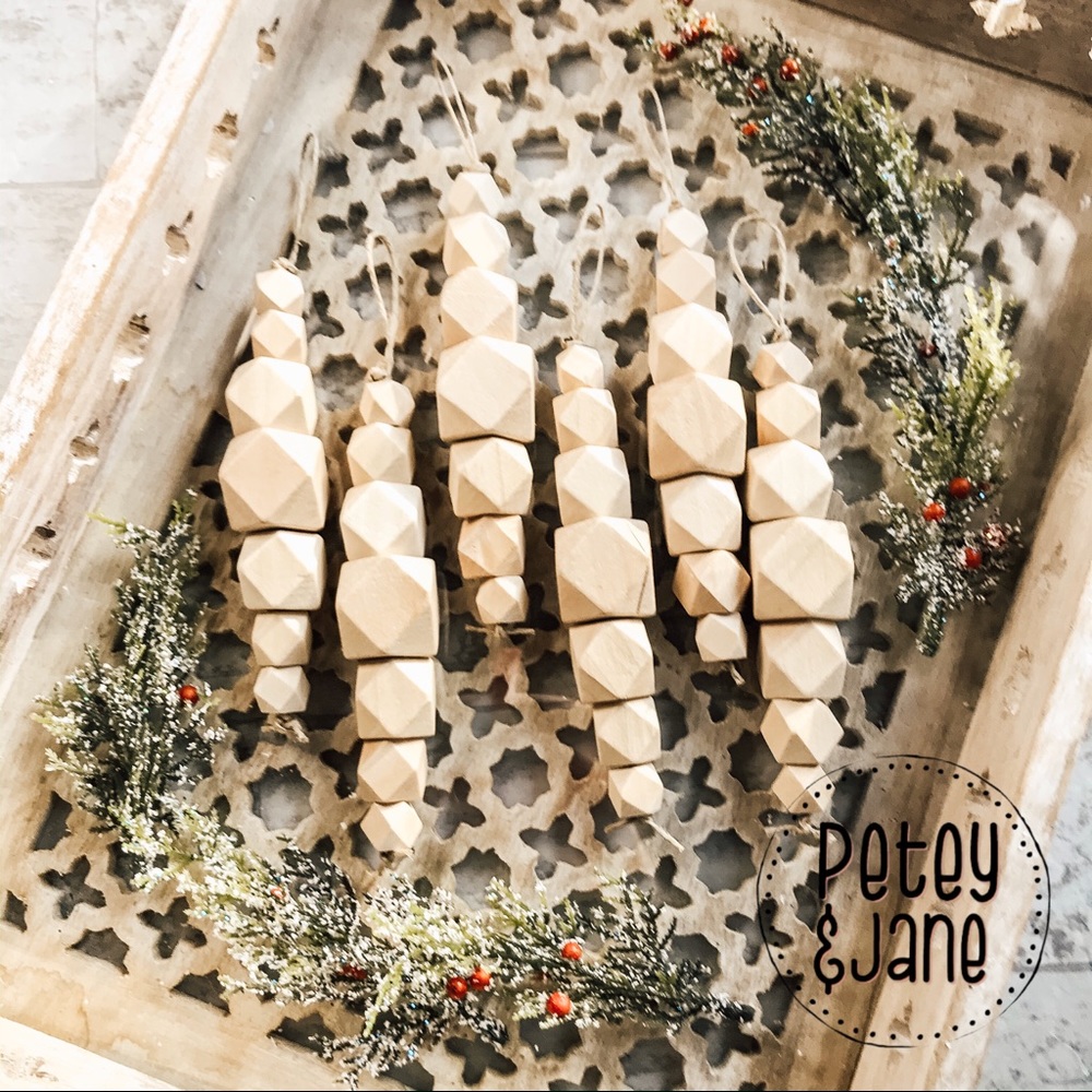 { P E T E Y & J A N E } Handcrafted Bead Ornaments